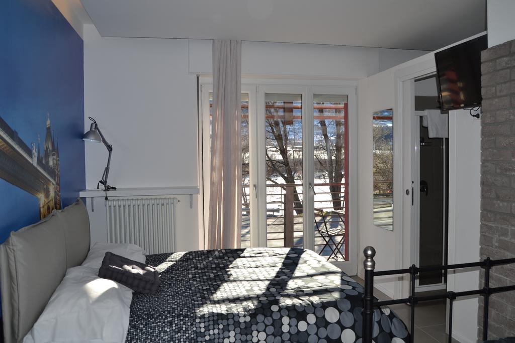 Affittacamere Smile Accomodation Aosta Ruang foto